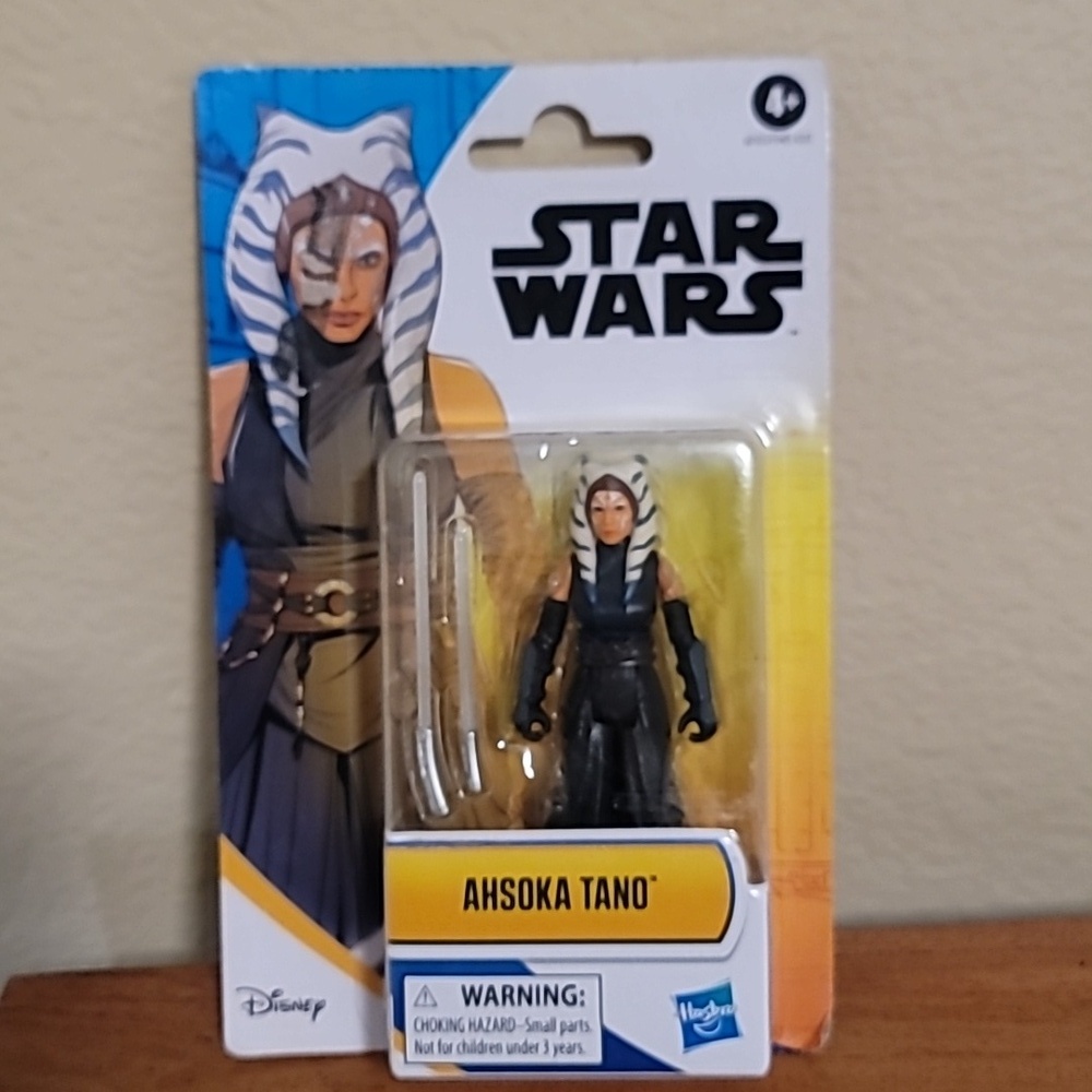 StarWars action figure Ahsoka Tano